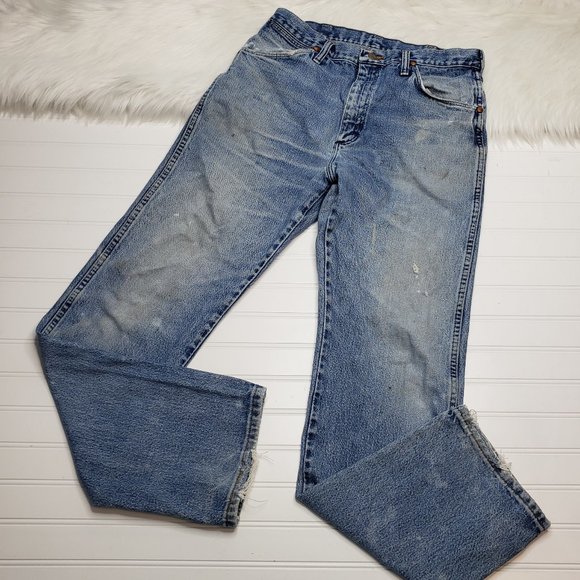 Wrangler Other - VTG Wrangler 33 X 34 Men's Blue Denim Jeans Cowboy Distressed Made In USA 13MWZ